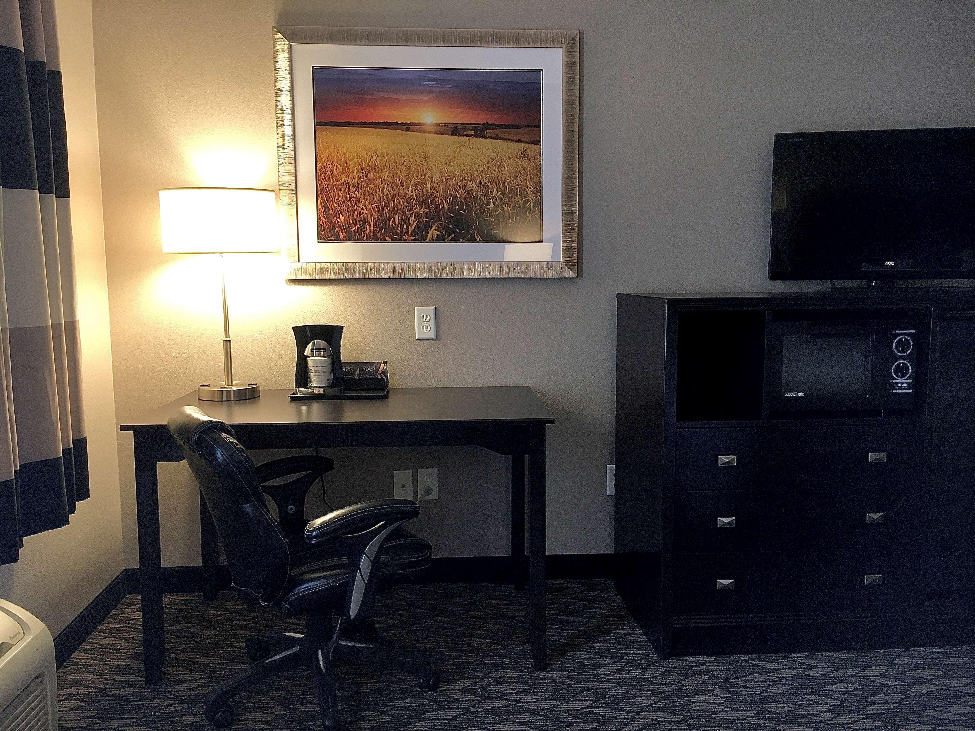 Best Western Wheatland Inn Colfax Bagian luar foto