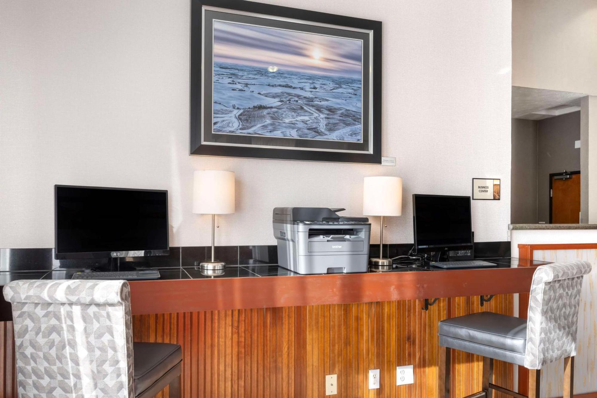 Best Western Wheatland Inn Colfax Bagian luar foto